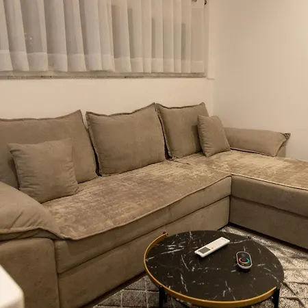 Cozy Loft-blloku Downtown 3* 티라나