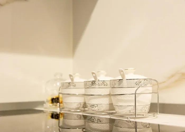 ゲストハウス Cozy Loft-blloku Downtown ティラナ