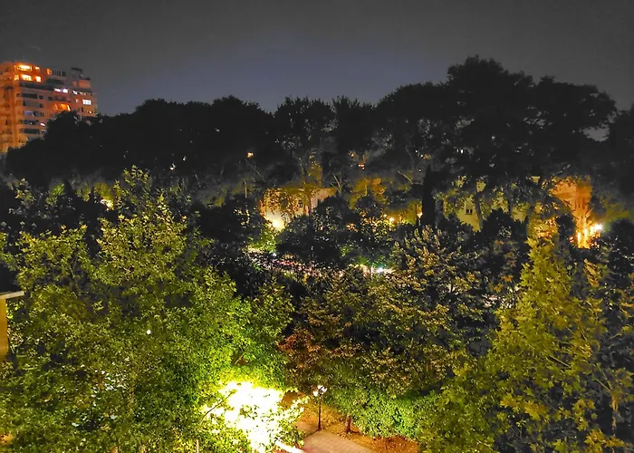 Cozy Loft-blloku Downtown ゲストハウス ティラナ